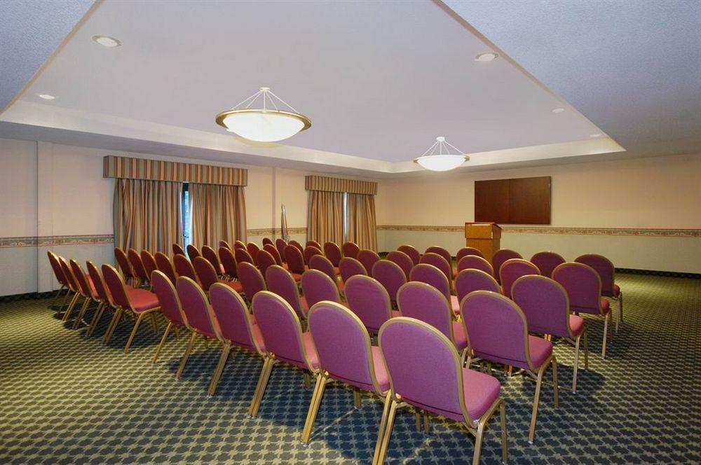 Wyndham Garden Newark Fremont Silicon Valley Екстер'єр фото