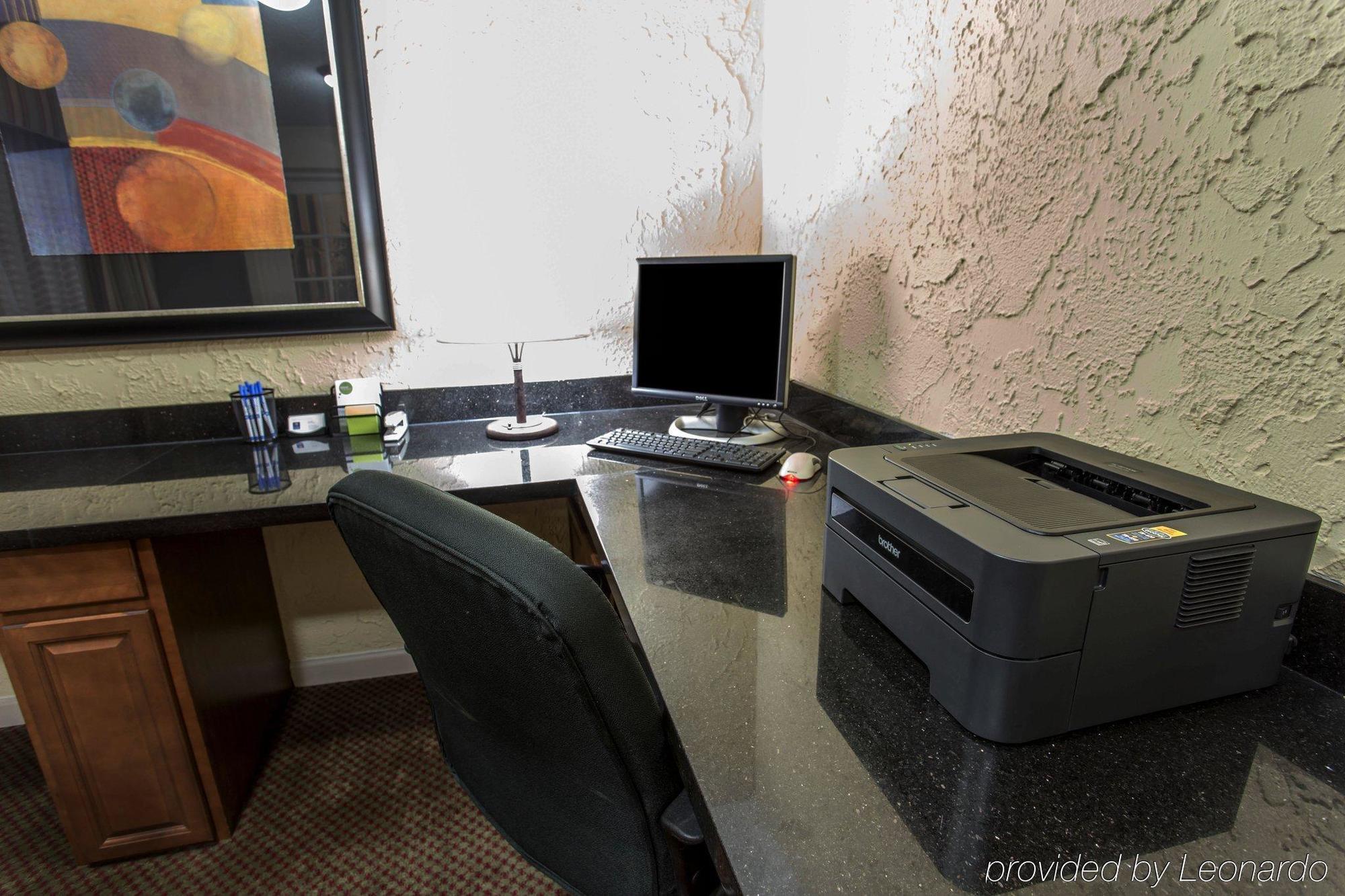 Wyndham Garden Newark Fremont Silicon Valley Екстер'єр фото