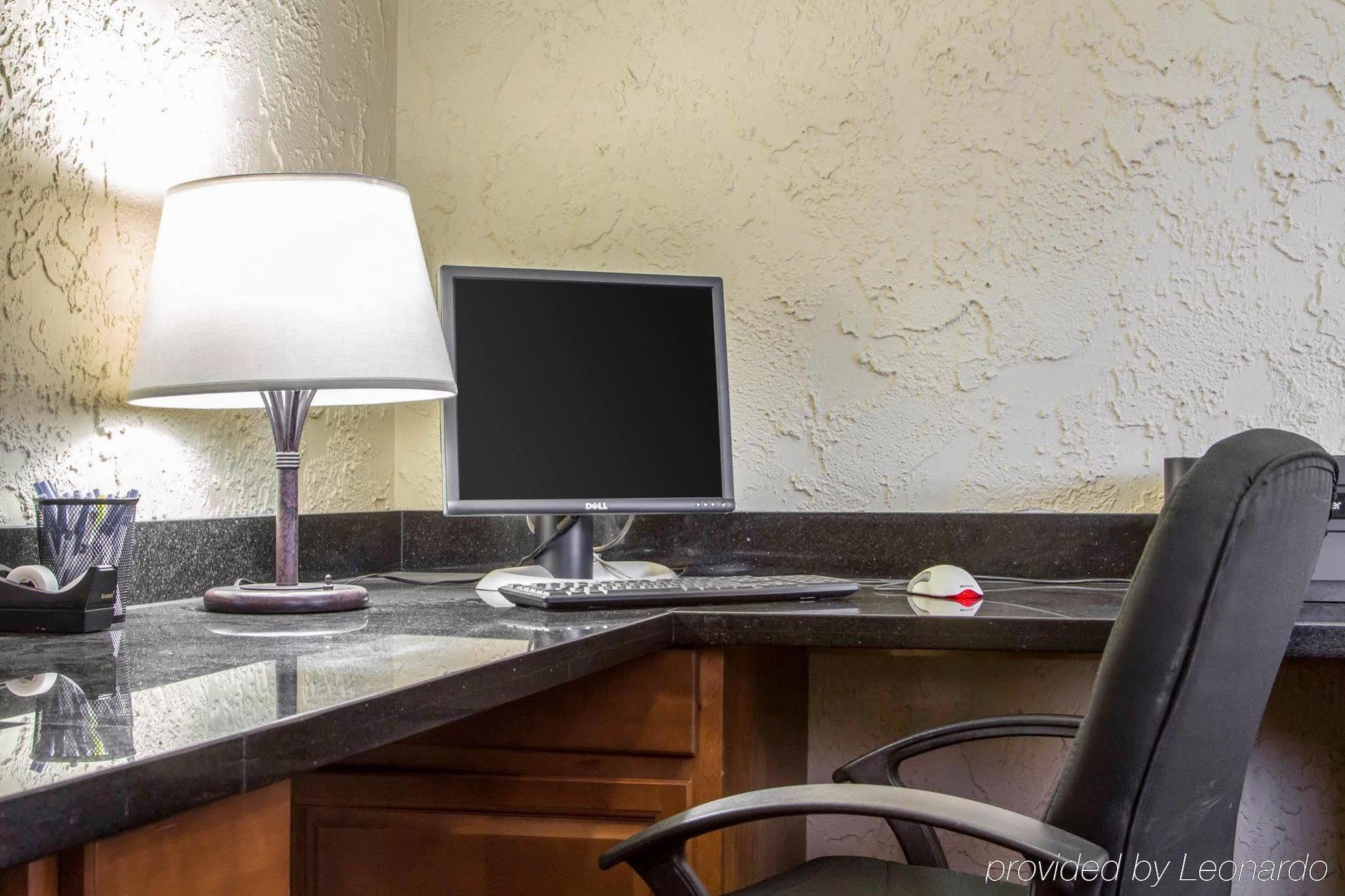 Wyndham Garden Newark Fremont Silicon Valley Екстер'єр фото